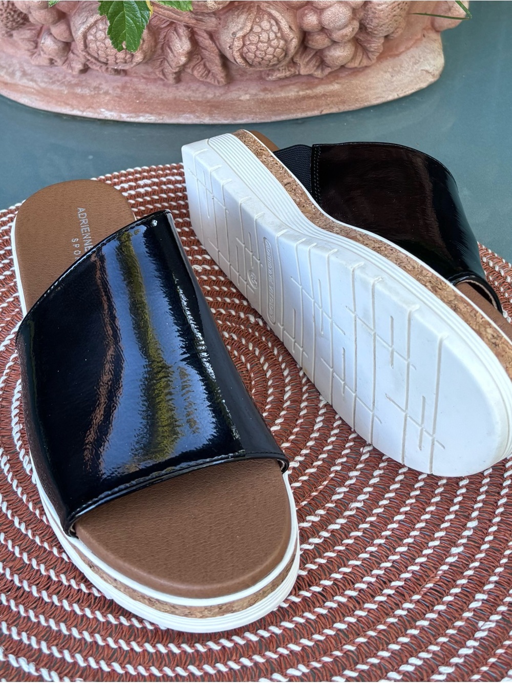 Adrienne Vittadini Sport Provence Slides